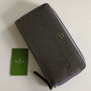 NWT Kate Spade Silver Glitter Wallet 🎉SALE🎉